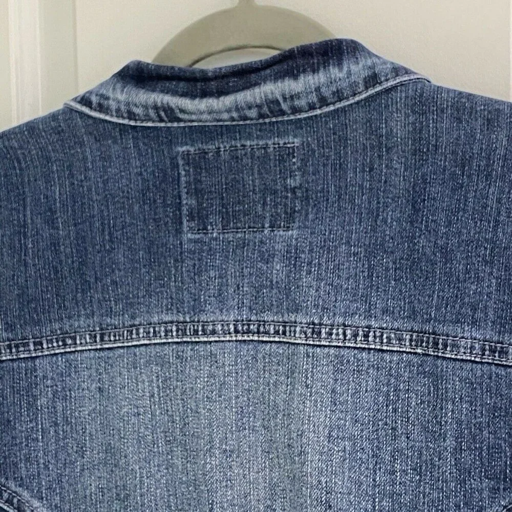 American Rag Cie Distressed Cropped Denim Jacket - Picture 11 of 12